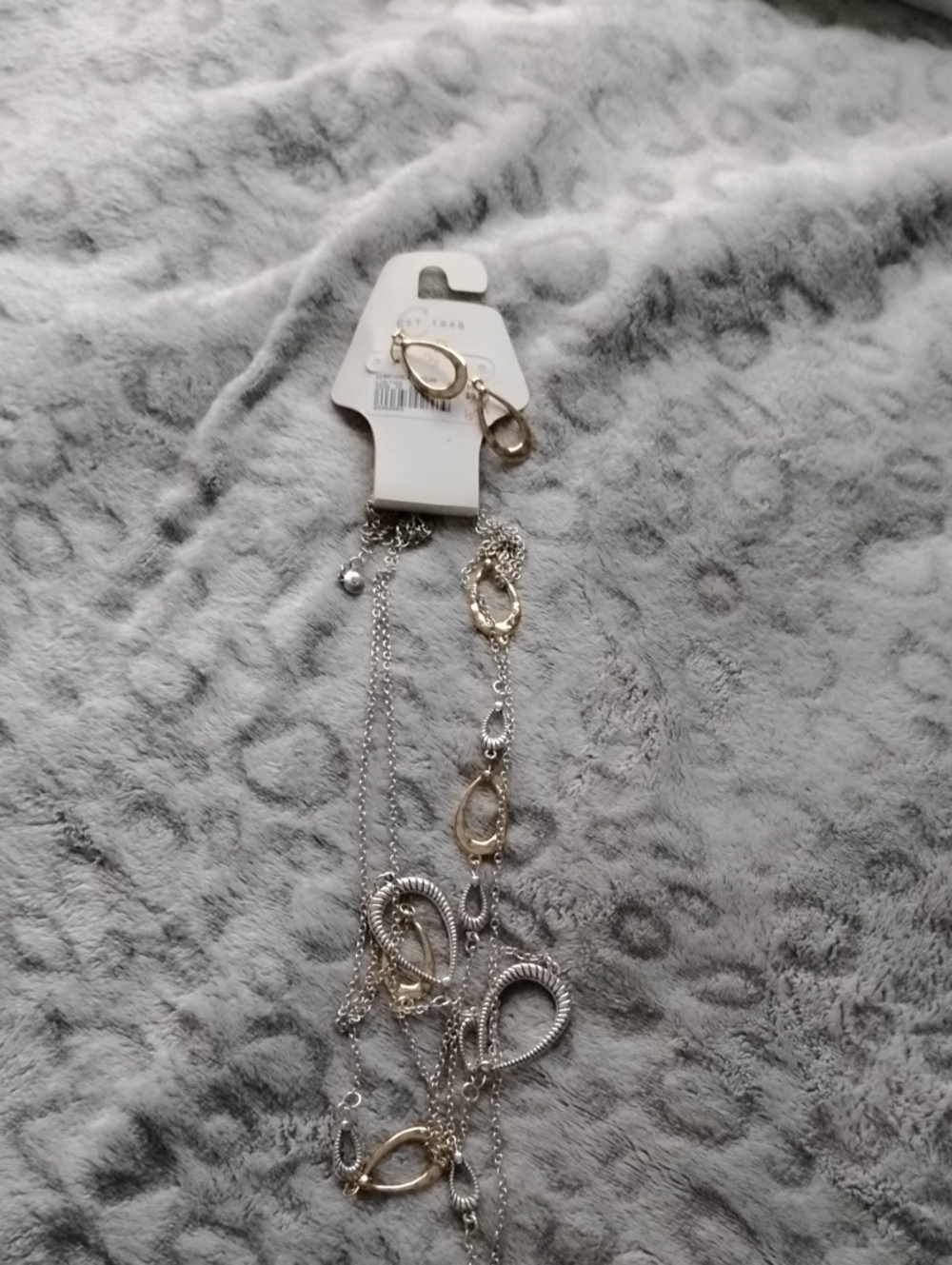 Mixed Metal Teardrop Link Necklace